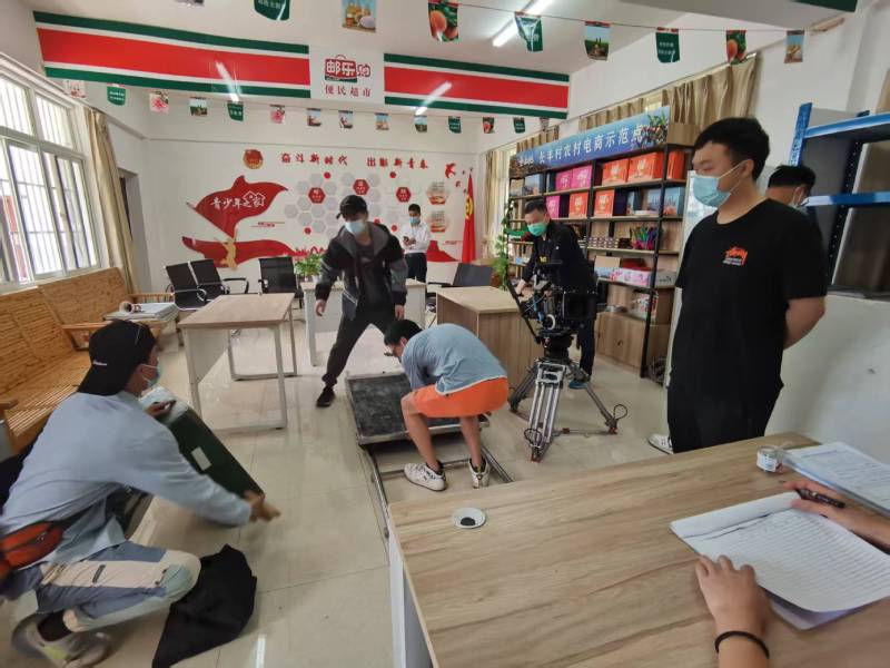 追星女孩心理学分析报告：靖边县广告片拍摄公司揭秘饭圈应援式传播逻辑